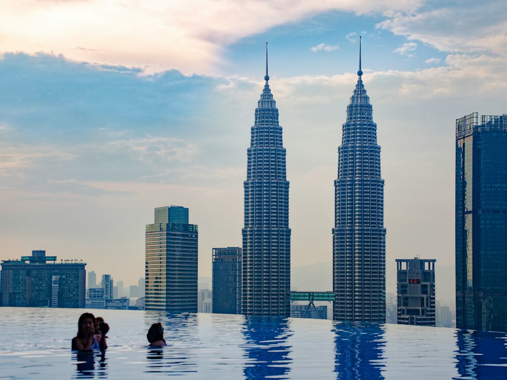 Rooftop infinity pool overlooking the Petronas Twin Towers
